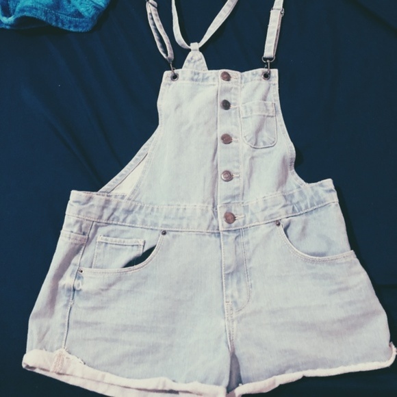 Forever 21 Denim - Adorable & Classic Fashion Overalls (28in)